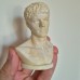 Bust miniatural PERSONALIZAT 8cm +cadou Bust miniatural PERSONALIZAT 8cm +cadou